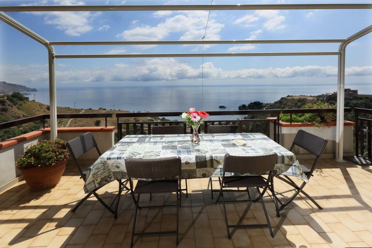 Olimpia'S House Apartman Taormina Kültér fotó