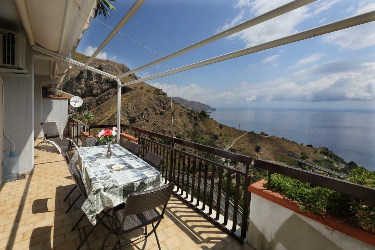 Olimpia'S House Apartman Taormina Kültér fotó